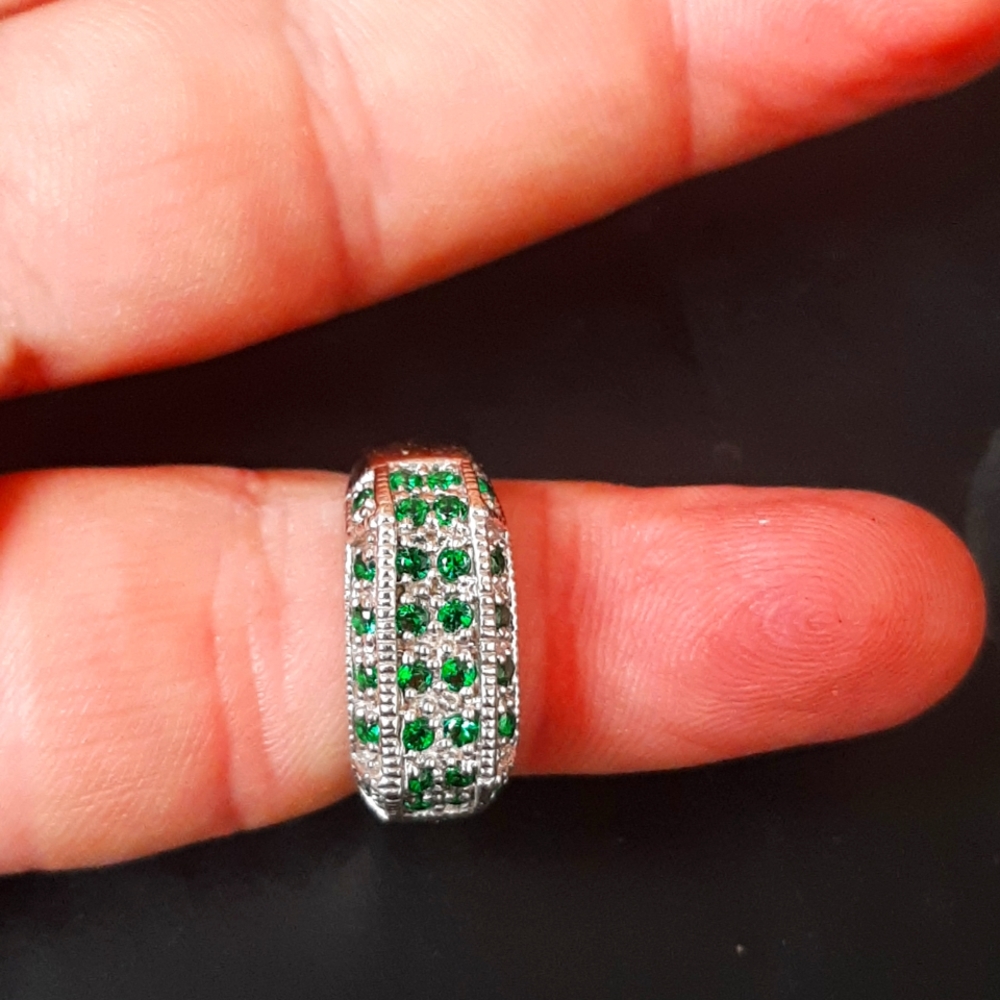Vintage sterling Tzavorite garnet ring